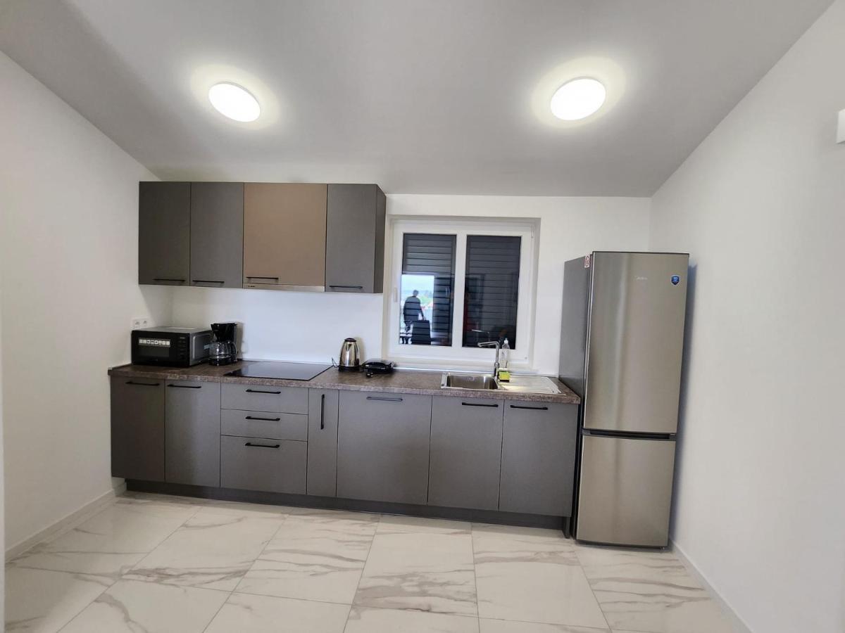 Apartmani M&L I M&J มาลินสกา ภายนอก รูปภาพ